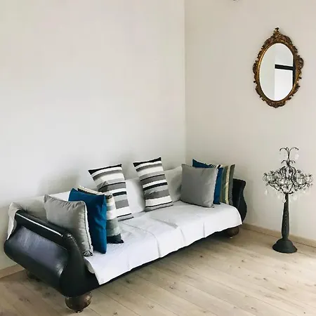 Castel Apartamento *