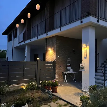 Castel Apartment